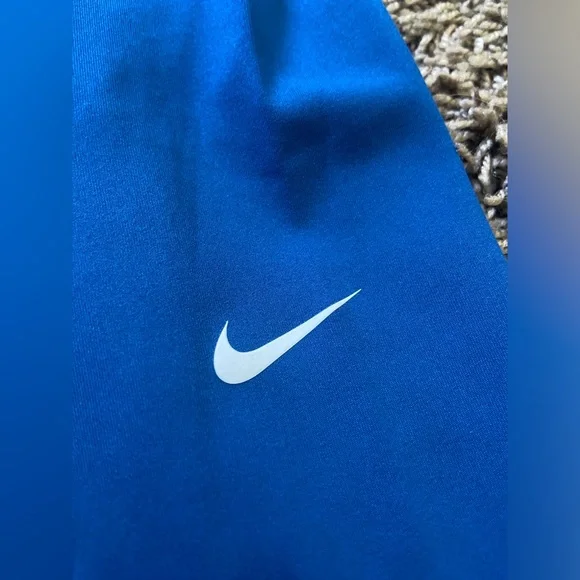 Electric blue medium Nike leggings - Picture 5 of 5
